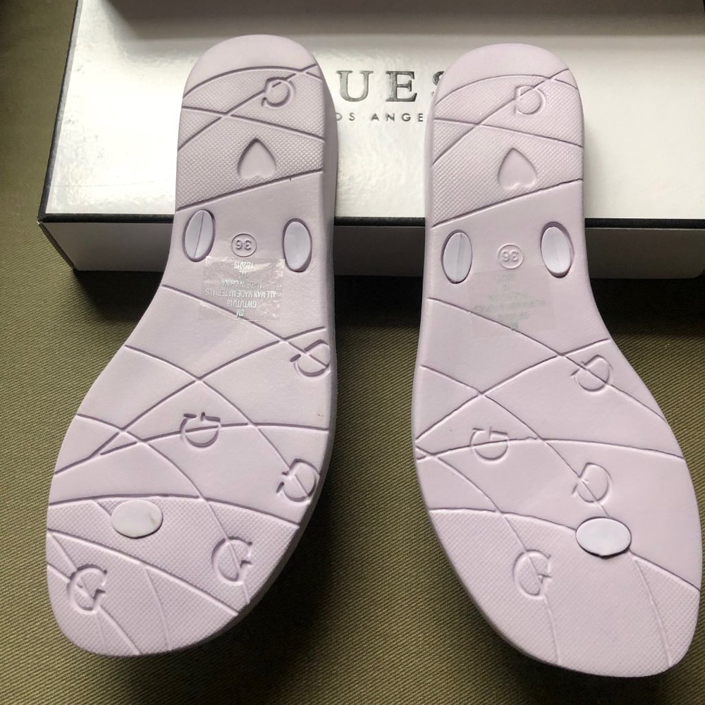 GUESS Los Angeles TUTU 18 BOW Flip Flop 6M - Picture 3 of 8